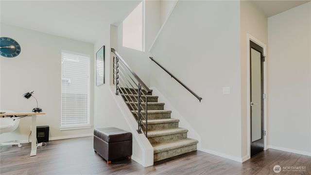 24028 SE 258th Way, Maple Valley, WA 98038