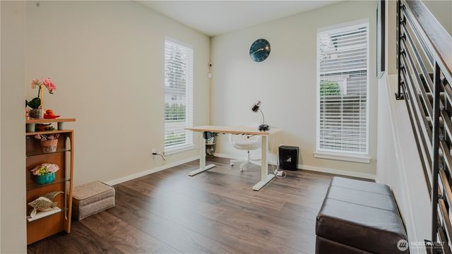 24028 SE 258th Way, Maple Valley, WA 98038