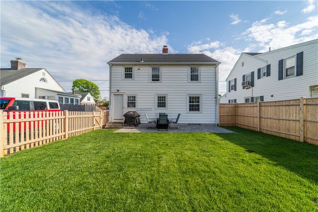 300 Vine Street, Pawtucket, RI 02861