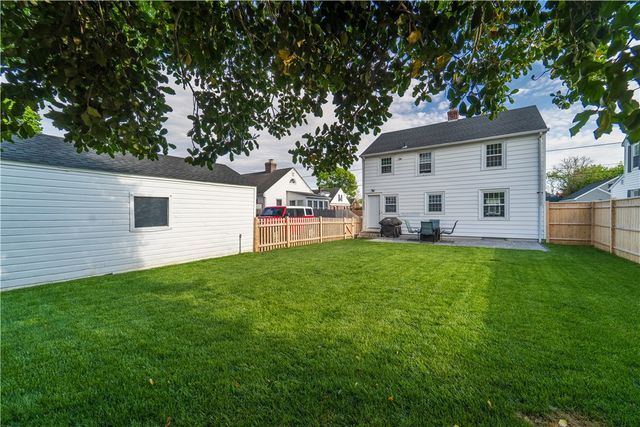 300 Vine Street, Pawtucket, RI 02861