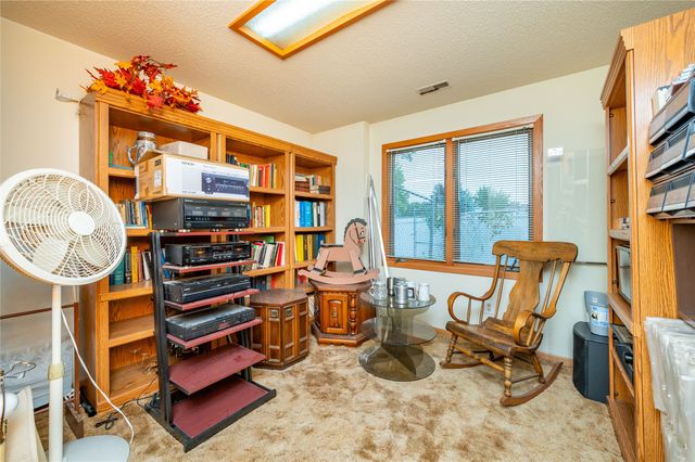 6993 NW 6th Drive, Ankeny, IA 50023