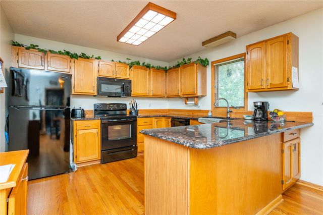 6993 NW 6th Drive, Ankeny, IA 50023