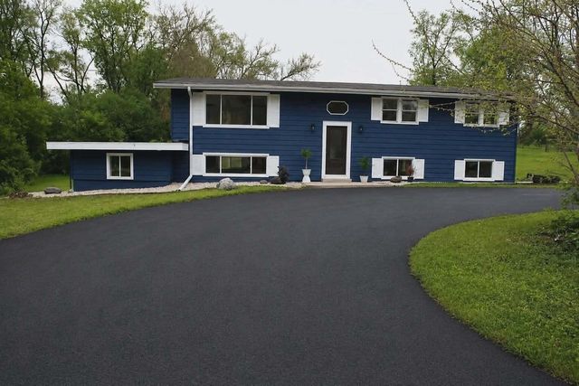 W187 Tombeau BOULEVARD, Genoa City, WI 53128