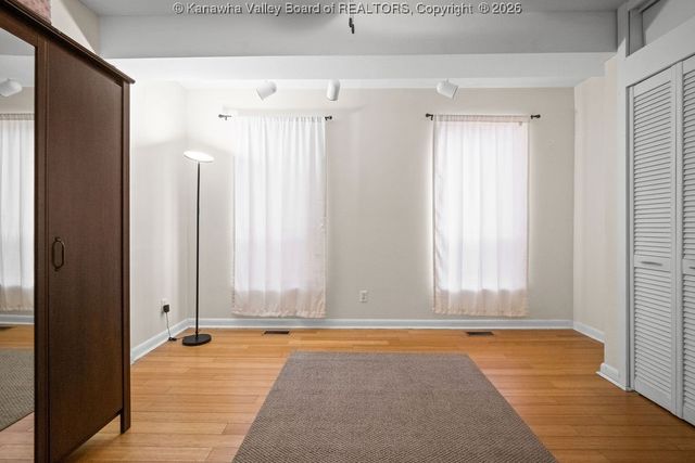 4 Jasmine Lane, Charleston, WV 25314