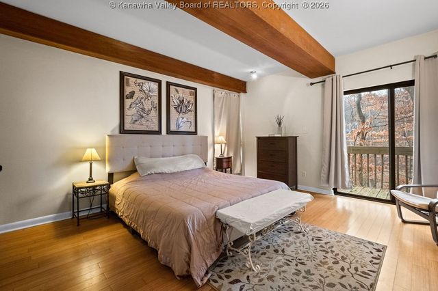 4 Jasmine Lane, Charleston, WV 25314