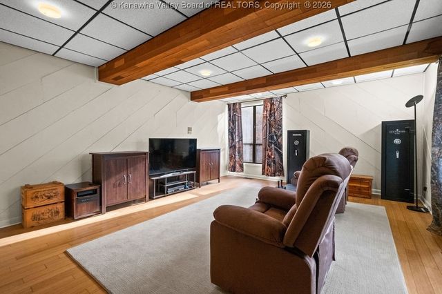 4 Jasmine Lane, Charleston, WV 25314