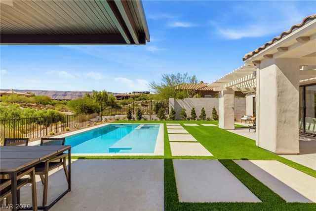 11533 Glowing Sunset Lane, Las Vegas, NV 89135