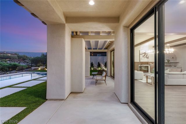 11533 Glowing Sunset Lane, Las Vegas, NV 89135