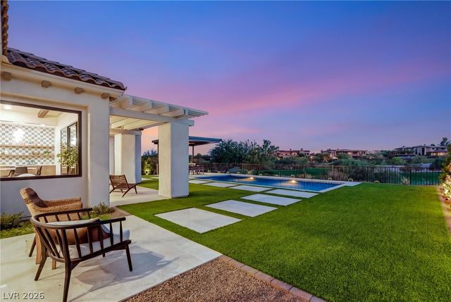11533 Glowing Sunset Lane, Las Vegas, NV 89135