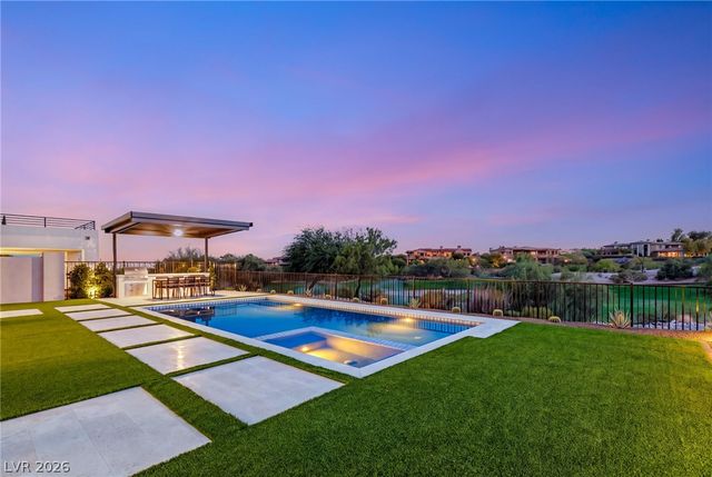 11533 Glowing Sunset Lane, Las Vegas, NV 89135