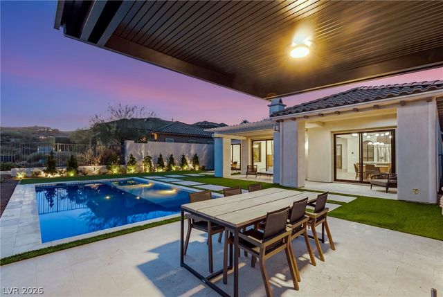 11533 Glowing Sunset Lane, Las Vegas, NV 89135