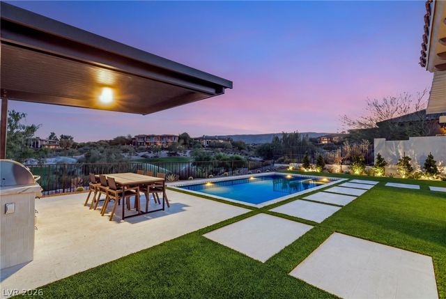 11533 Glowing Sunset Lane, Las Vegas, NV 89135