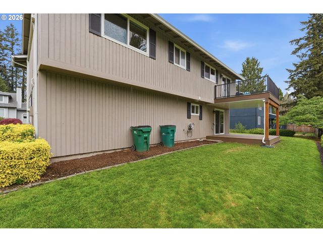 7460 Sw ELMWOOD St, Portland, OR 97223