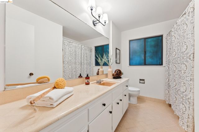 7 Cavanaugh, Piedmont, CA 94610