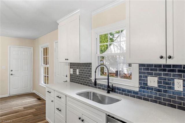 2021 Warwickshire Drive, Greensboro, NC 27455
