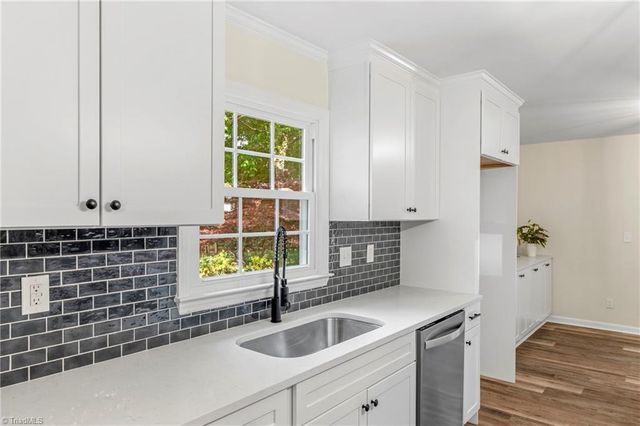 2021 Warwickshire Drive, Greensboro, NC 27455