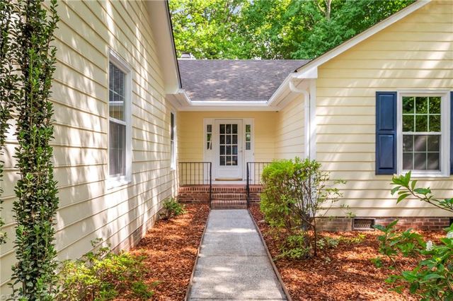 2021 Warwickshire Drive, Greensboro, NC 27455