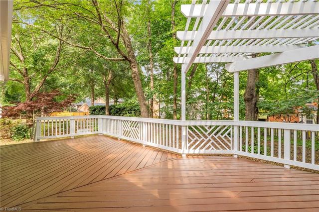 2021 Warwickshire Drive, Greensboro, NC 27455