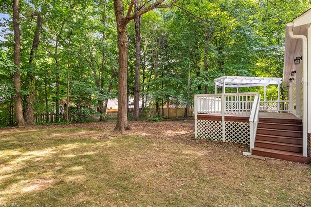 2021 Warwickshire Drive, Greensboro, NC 27455