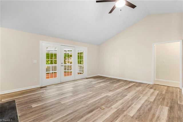 2021 Warwickshire Drive, Greensboro, NC 27455