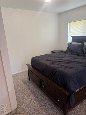 23 MacGregor Rd, Pueblo, CO 81001