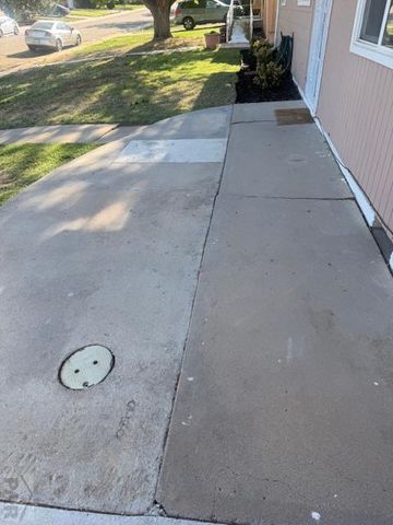 23 MacGregor Rd, Pueblo, CO 81001