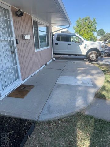 23 MacGregor Rd, Pueblo, CO 81001