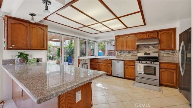 14272 Saarinen Court, Irvine, CA 92606