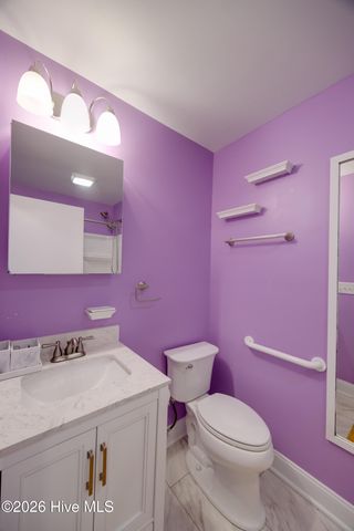 100 E Berkshire Road, Greenville, NC 27858