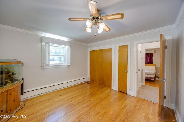 100 E Berkshire Road, Greenville, NC 27858