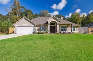 128 Road 6615, Dayton, TX 77535