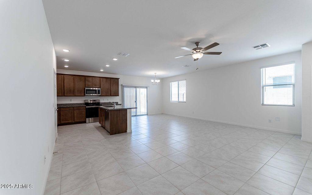 17605 N BOLERNO Drive, Maricopa, AZ 85138 — photo 4