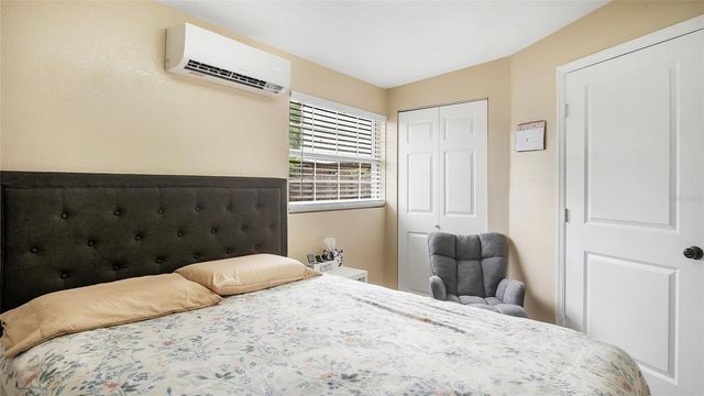 6424 YORKSHIRE RD, Tampa, FL 33634