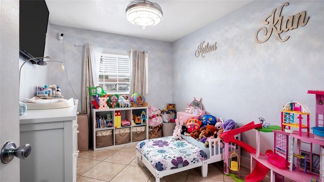 6424 YORKSHIRE RD, Tampa, FL 33634