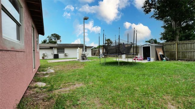 6424 YORKSHIRE RD, Tampa, FL 33634