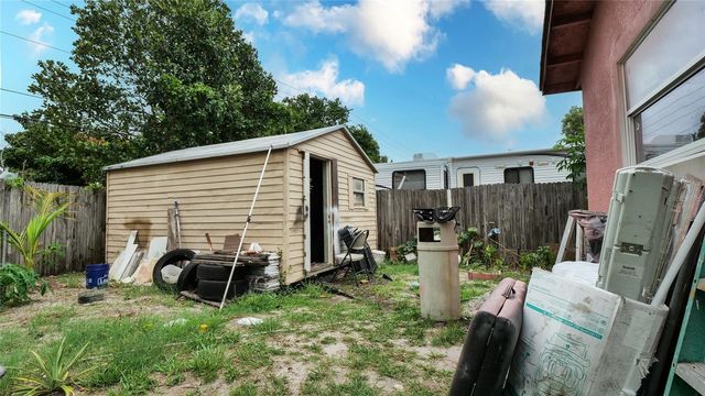 6424 YORKSHIRE RD, Tampa, FL 33634