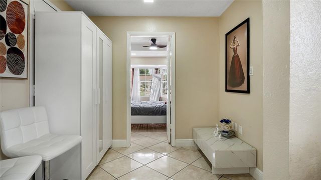 6424 YORKSHIRE RD, Tampa, FL 33634