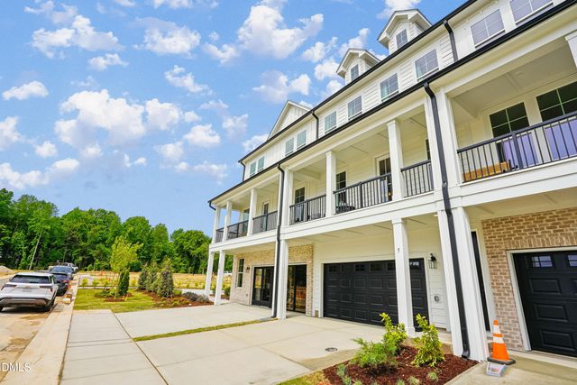 34 E Tiger Lily Trail 107, Clayton, NC 27527