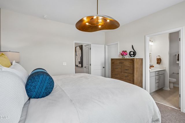 34 E Tiger Lily Trail 107, Clayton, NC 27527