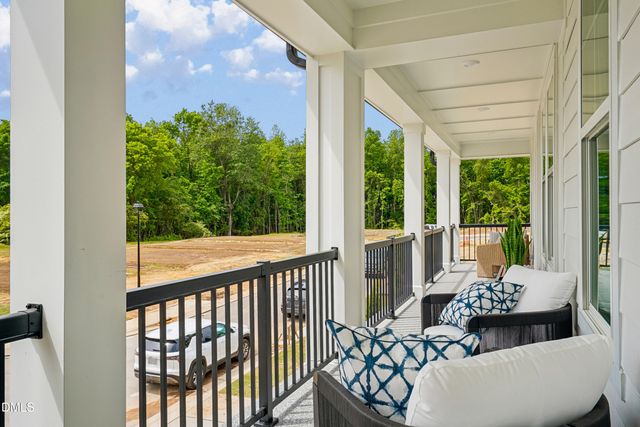 34 E Tiger Lily Trail 107, Clayton, NC 27527