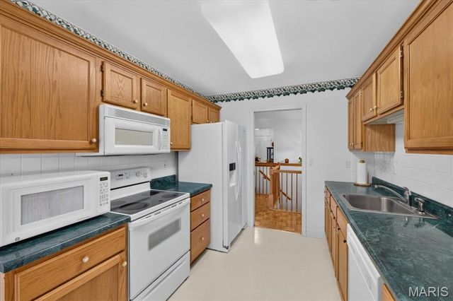 129 Braewood Circle 5C, St Charles, MO 63301