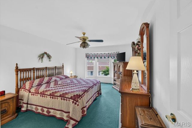 129 Braewood Circle 5C, St Charles, MO 63301