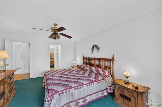 129 Braewood Circle 5C, St Charles, MO 63301
