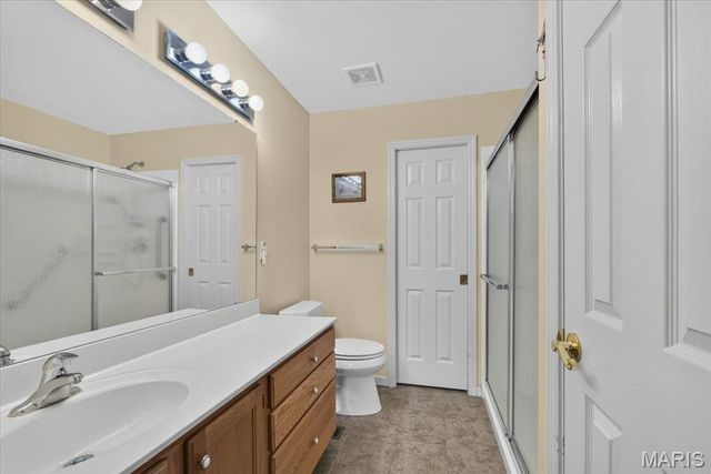 129 Braewood Circle 5C, St Charles, MO 63301
