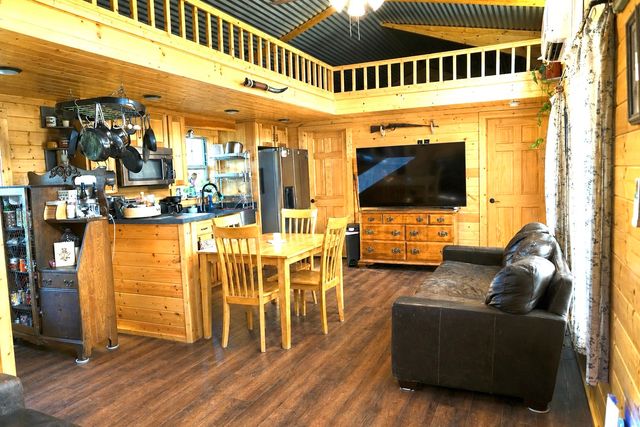 1394 County Road 313 Spur, Glen Rose, TX 76043