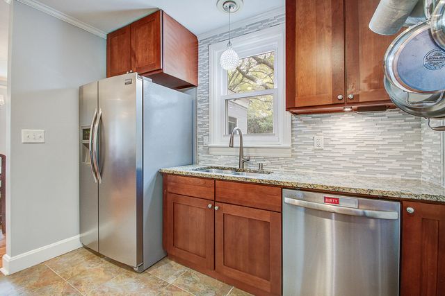 311 Cassina Road, Charleston, SC 29407