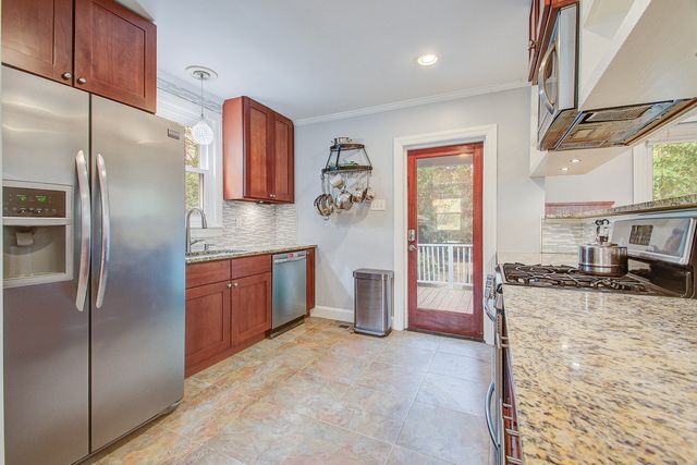 311 Cassina Road, Charleston, SC 29407