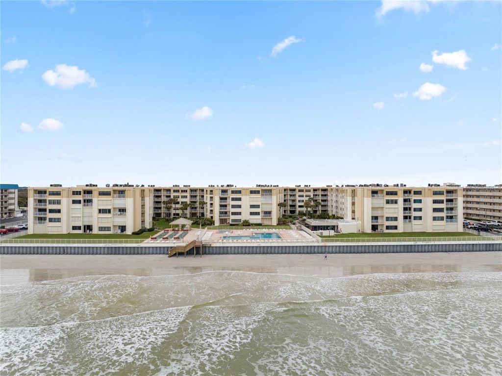 Image 27 of property listing at 4175 S ATLANTIC AVENUE 507, New Smyrna Beach, FL 32169