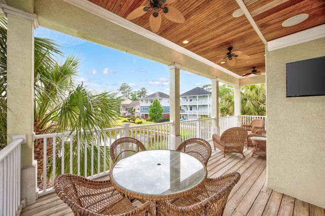 1011 Clubhouse Dr., North Myrtle Beach, SC 29582