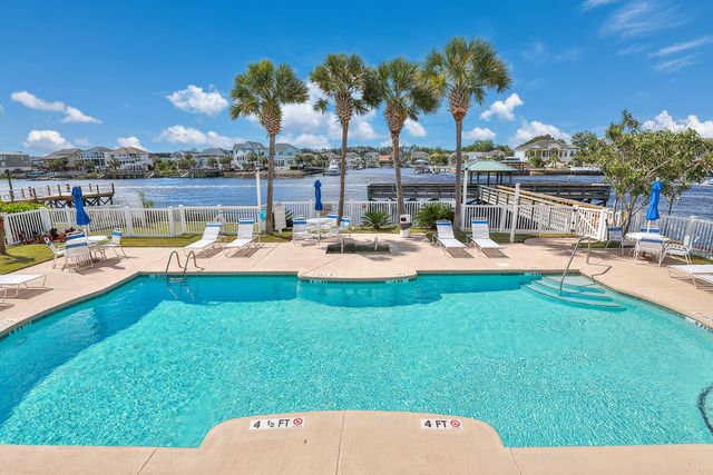 1011 Clubhouse Dr., North Myrtle Beach, SC 29582
